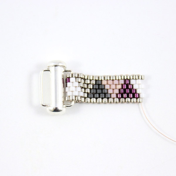 Schema Come adattare perla tesse scorrevole catenacci loop?