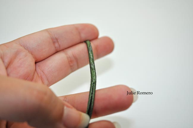 Anello della treccia con cabochon e PureCrystal ematite : Tappa 1