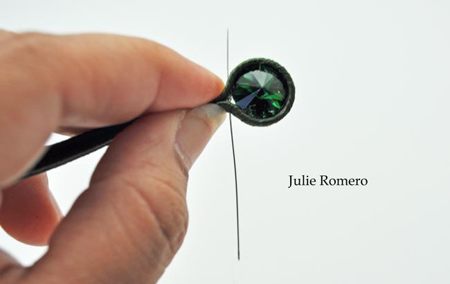 Anello della treccia con cabochon e PureCrystal ematite : Tappa 3