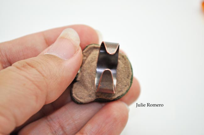 Anello della treccia con cabochon e PureCrystal ematite : Tappa 18