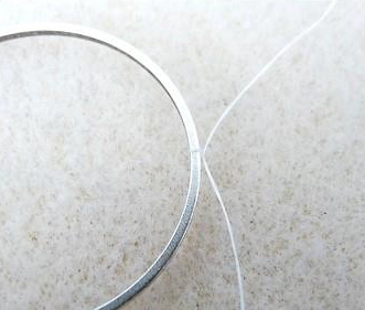 Boucles d'oreilles Sakura avec perles Amos® par Puca® étape 9