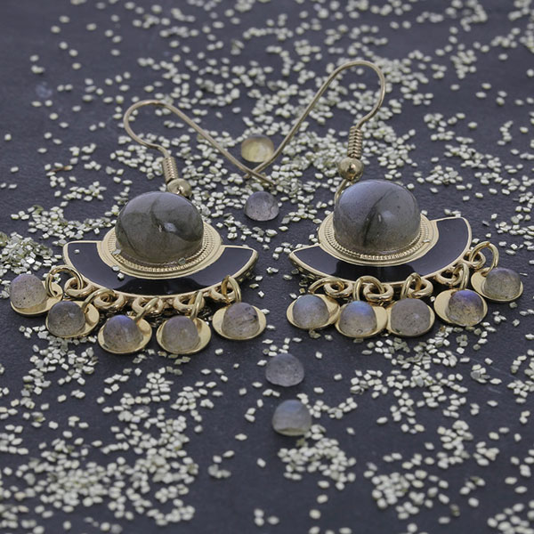 Schema Orecchini con cabochon di labradorite