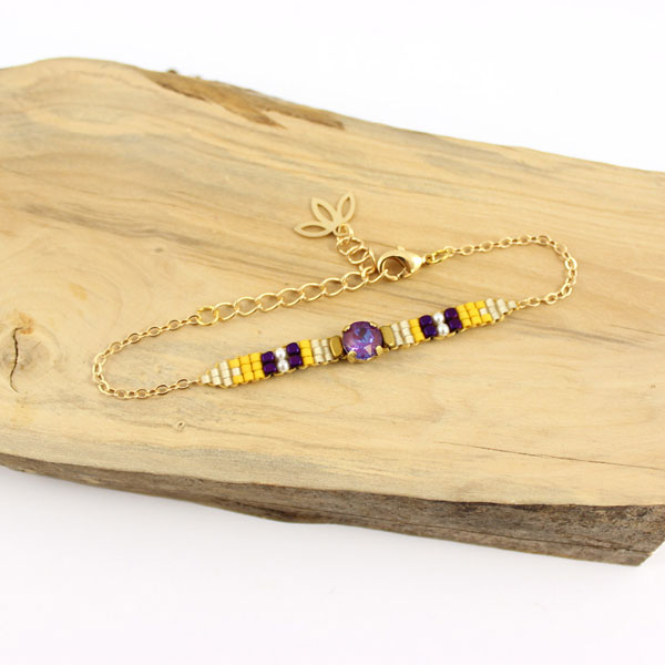 Bracciale intrecciato con punto Square Stitch e cabochon PureCrystal DeLite