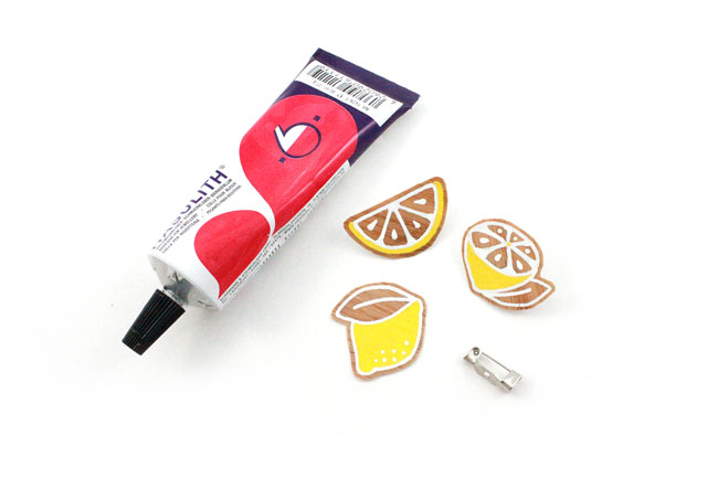 DIY Broches Citrons en bois coller les broches DIY Broches Citrons en bois coller les broches