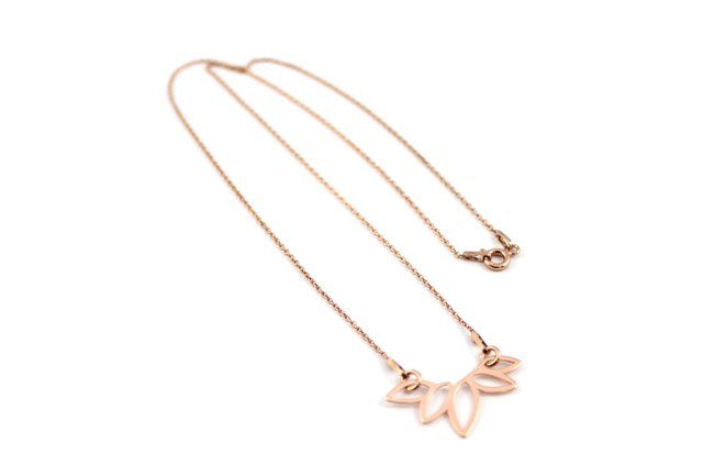 Impilabile collane d'oro rosa e ematite Amazzonite : Tappa 1 Impilabile collane d'oro rosa e ematite Amazzonite : Tappa 1