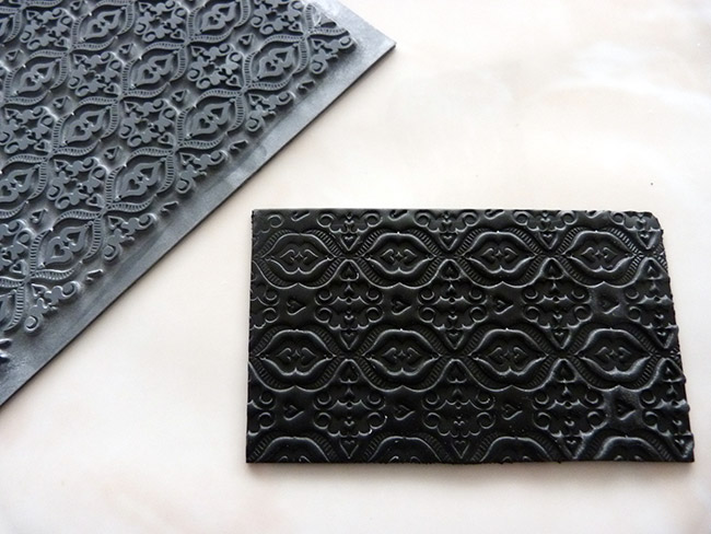 Orecchini in argilla polimerica imitazione ceramica : Tappa 1