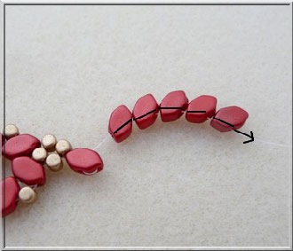 Fai da te Pia Parure Paros e Minos Glass Parure di Puca : Tappa 9