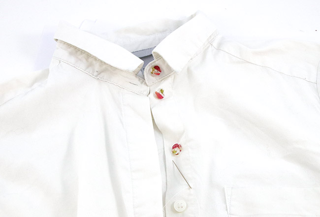 Creazione di bottoni da cucire in resina : Tappa 5