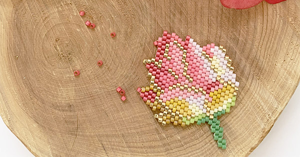 Ciondolo Per Telefono A Forma Di Fiore Di Loto Rosa – Accessorio Fatto A Mano Con Perline – Decorazione Y2K Per Cellulare, Borsa, Chiavi