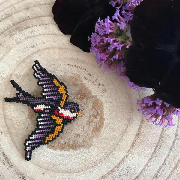 Come intrecciare una rondine a punto di mattone