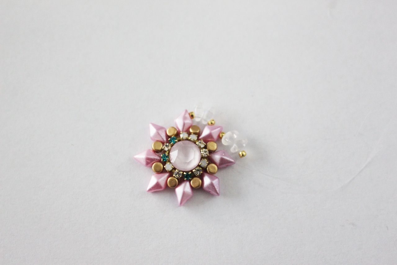 Tutoriel_boucles_oreilles_perles_verre_glassbeads_diamonduo_minos_superduo