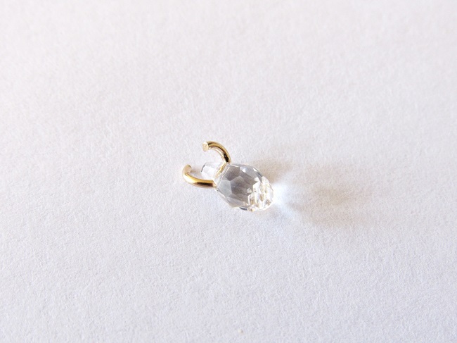 Orecchini con pendente in oro (laminato) e catena a spina di pesce : Tappa 4
