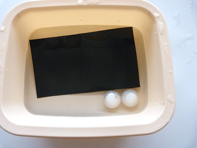 orecchini con sfere cave di argilla polimerica : Tappa 4