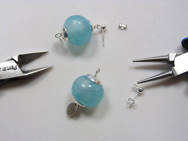 orecchini con sfere cave di argilla polimerica : Tappa 9