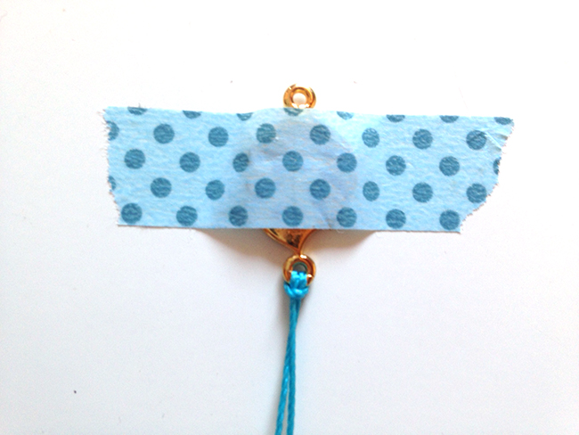 Bracciale di filodendro con nodi macramè : Tappa 2