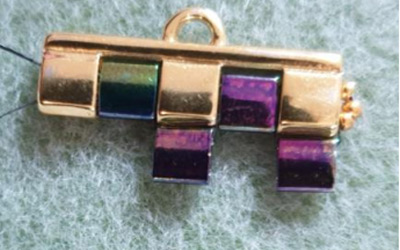 Bracciale polsino multirow in perline di Tila, perline rotonde in vetro ceco e perline 15 : Tappa 5