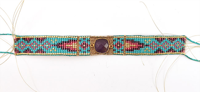 Bracciale intrecciato Miyuki e fili lucidi Pietra ametista passo 8