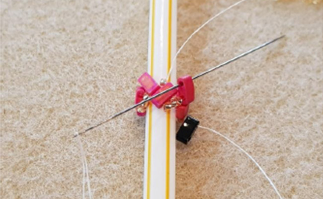 Braccialetto intrecciato a spirale a spina di pesce fai-da-te con Miyuki Half Tila : Tappa 1