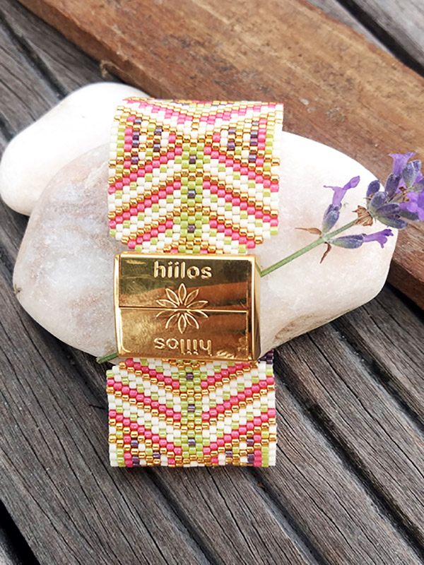 Schema Bracciale strano peyote con chiusura intercambiabile magnetica Hiilos