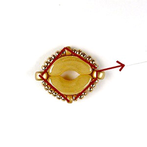 Step 5 - Collana di perle di vetro Pepa Puca