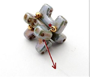 Passo 4 perline collana fai da te Talia Puca