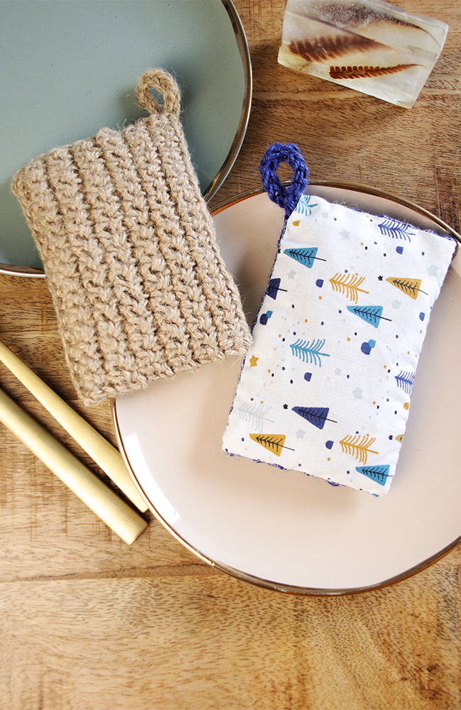 Spugne all'uncinetto fai-da-te, tessuto e tela