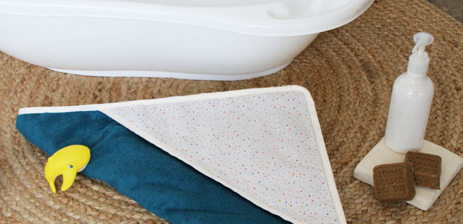 Tuto DIY couture - cape de bain pour bébé fille ou garçon Tuto DIY couture - cape de bain pour bébé fille ou garçon