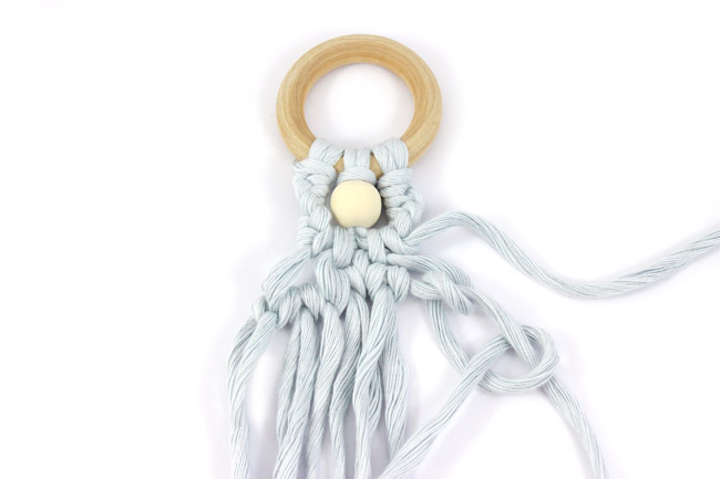 diy sapin macramé bleu clair