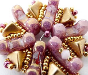 Step 11 Ciondolo Thais fai-da-te in perle di vetro di Puca