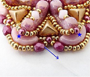 Step 21 Ciondolo Thais fai-da-te in perle di vetro di Puca