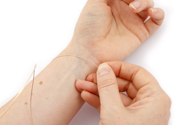 Bracciale misura oro 14 carati riempito in oro con filo metallico