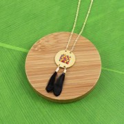 Piuma di gallo con terminale dorato 25 mm Tie and Dye B/Nero per bijoux x1