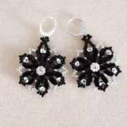 StormDuo 2-hole in vetro di Boemia 3x7 mm Jet Hematite x50