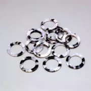 Pendente in acetato di cellulosa 21 mm Guscio di tartaruga Bianco/Nero x1