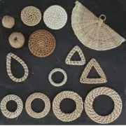 Triangle en rattan 32 mm per creazioni DIY x1