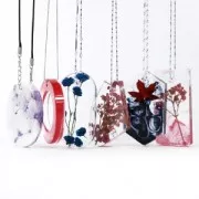 Stampo silicone per realizzare dei pendenti in resina 70 mm 6 forme geometriche