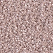 Miyuki Delica 11/0 DB1535-1 - Rosa champagne opaco Ceylon x8 g