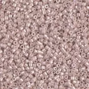 Miyuki Delica 11/0 DB1535-1 - Rosa champagne opaco Ceylon x8 g