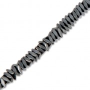 Mini-ematiti sintetiche rombi 3x1.2 mm Jet Hematite x38 cm|raw }}