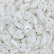 Perline in vetro Czechmates Diamond 2 fori 4x6 mm Opaque White Ceramic Look x5g