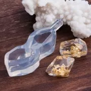 Stampo in silicone per realizzare dei pendenti in resina 21x12 - 15x10 mm Diamant