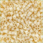 Miyuki Delica 11/0 DB0157 - Opaque Cream AB|raw }}