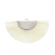Pendente ventaglio mezzaluna con frange  25x47 mm avorio/argento x1|raw }}