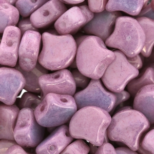 Perline in vetro Ginko Duo 2 fori 7.5x7.5 mm Opaque Light Rose Ceramic Look x10g