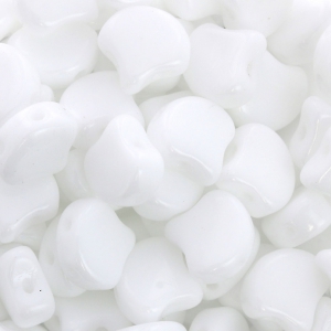 Perline in vetro Ginko Duo 2 fori 7.5x7.5 mm Opaque White x10g