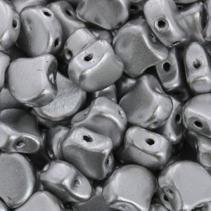 Perline in vetro Ginko Duo 2 fori 7.5x7.5 mm Labrador Mat x10g