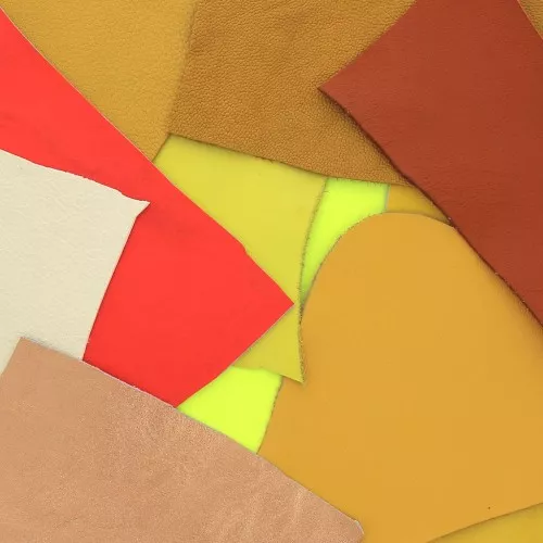 Pezzi di cuoio de luxe taglio e consistenze diversi - Giallo x200g