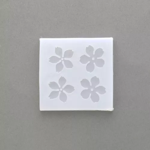 Stampo in silicone per resina  63x63 mm - Fiori di ciliegio x1