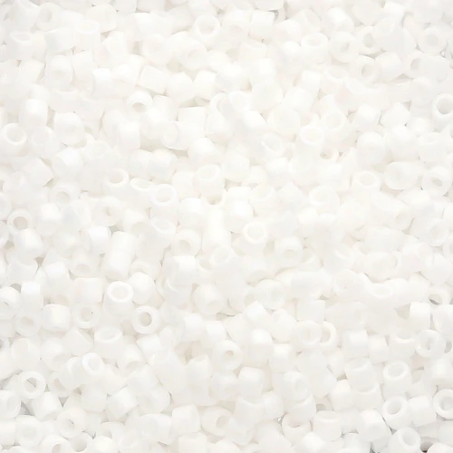 Miyuki Delica 11/0 DB0351 - Bianco opaco AB Mat x8g