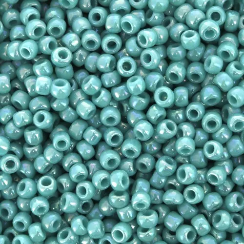 Rocaille Toho 11/0 TO11R413 - Opaque Rainbow Turquoise x8g